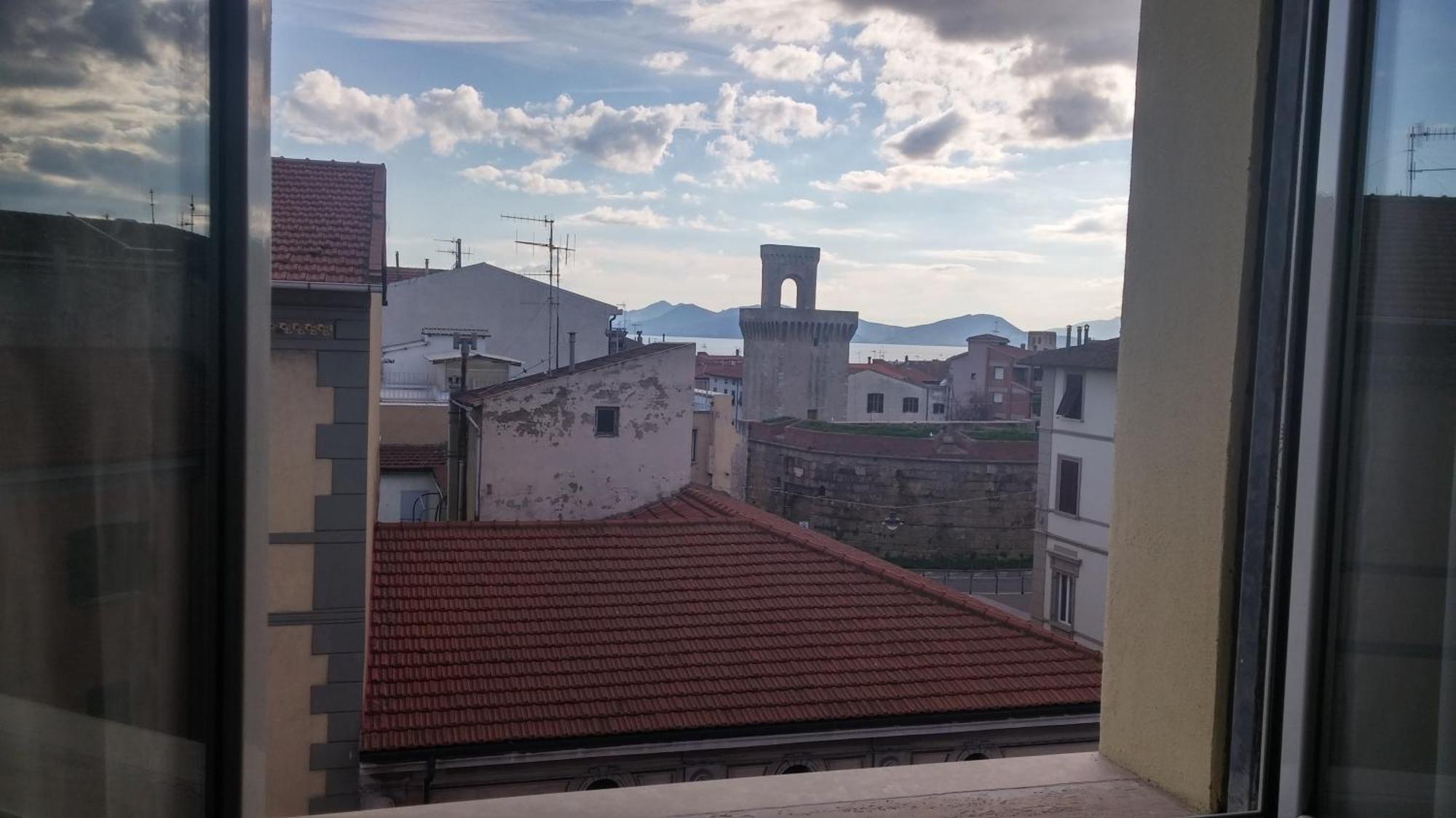 Hotel Ariston Πιομπίνο Εξωτερικό φωτογραφία