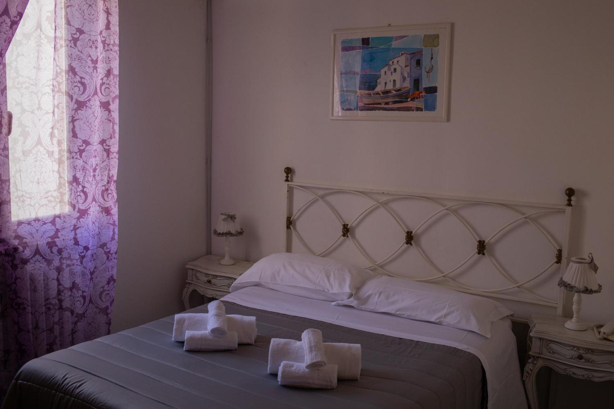 Hotel Ariston Πιομπίνο Εξωτερικό φωτογραφία