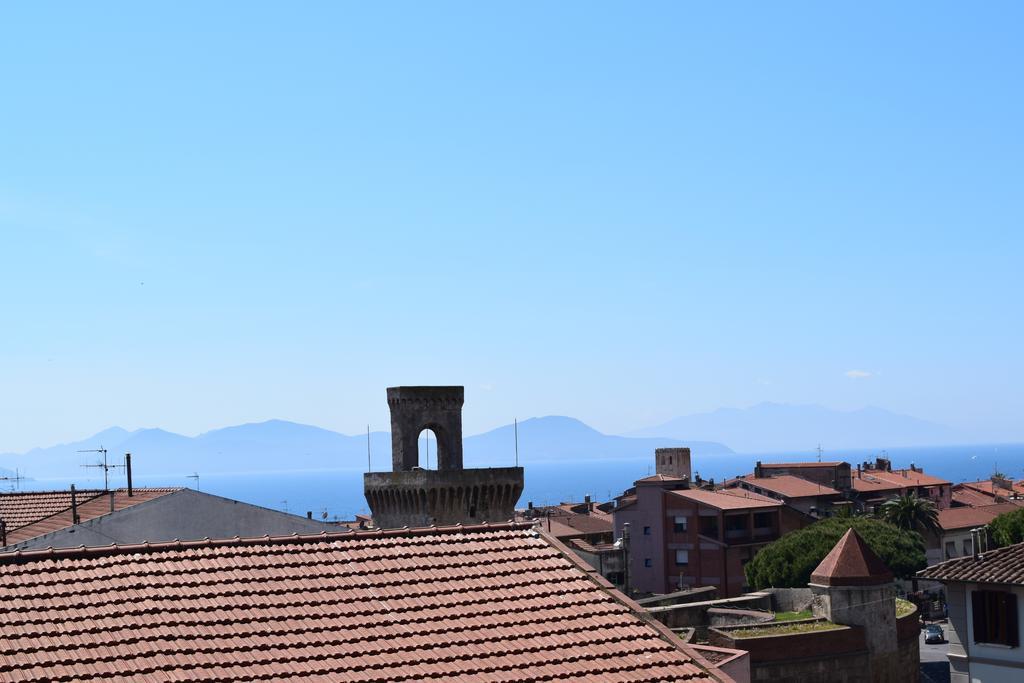Hotel Ariston Πιομπίνο Εξωτερικό φωτογραφία